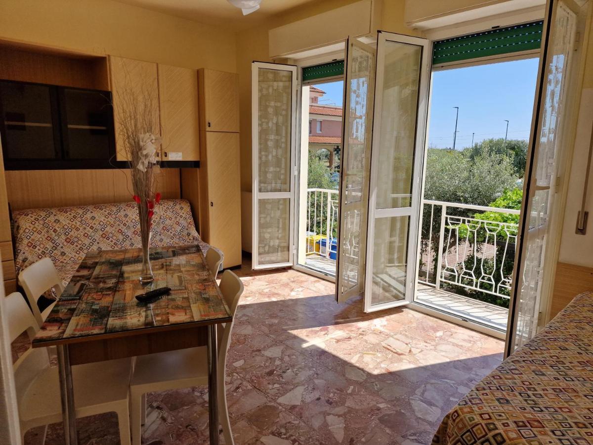 Ligure Residence Borgio Verezzi Eksteriør billede